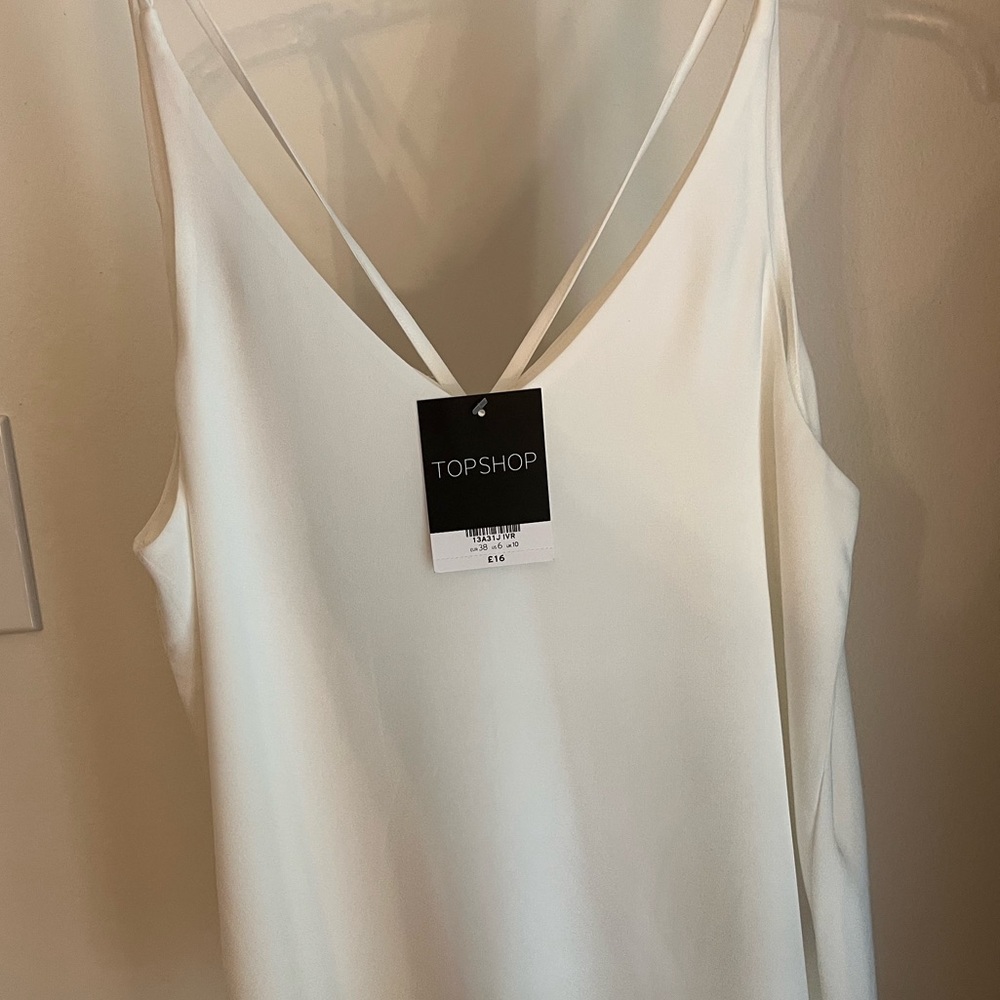 TOPSHOP white cami tank-NWT NEVER WORN